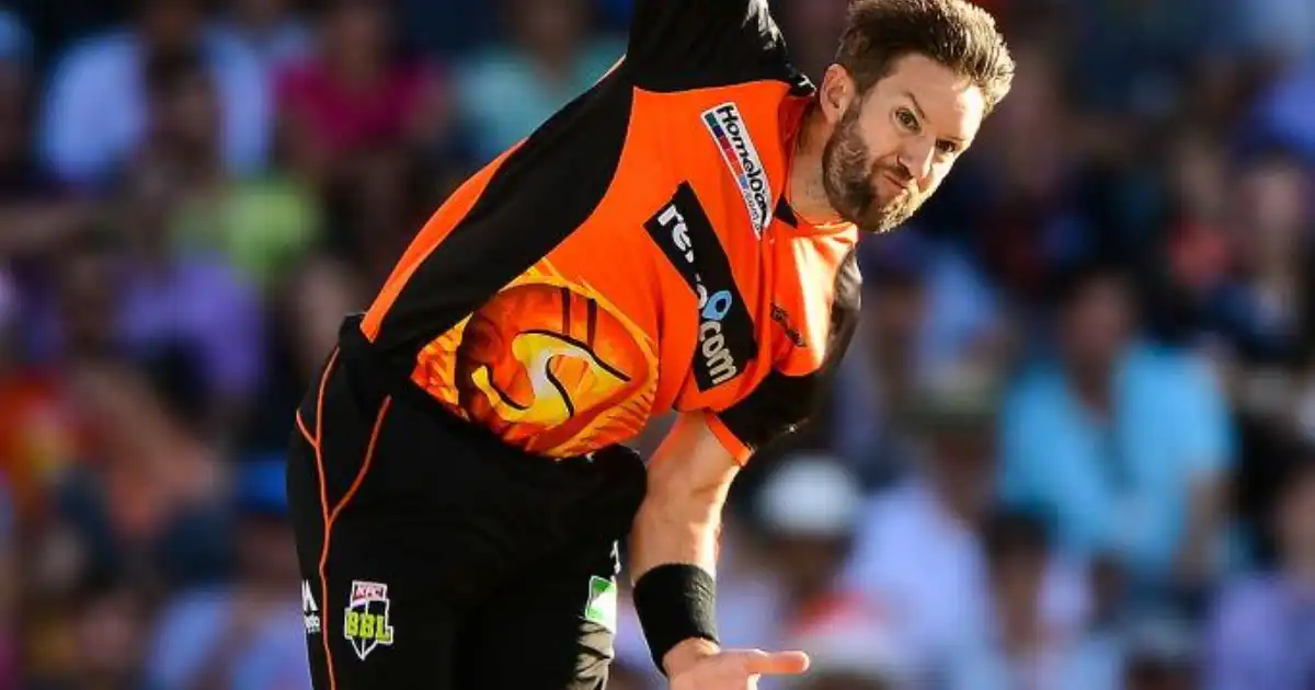 Andrew Tye wearing the Perth Scorchers uniform in a player portrait.