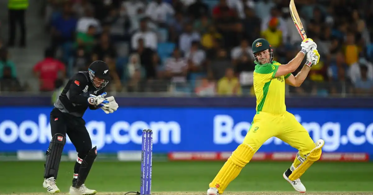 Mitchell Marsh batting during Australia's 2021 T20 World Cup campaign.