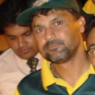 Moin Khan